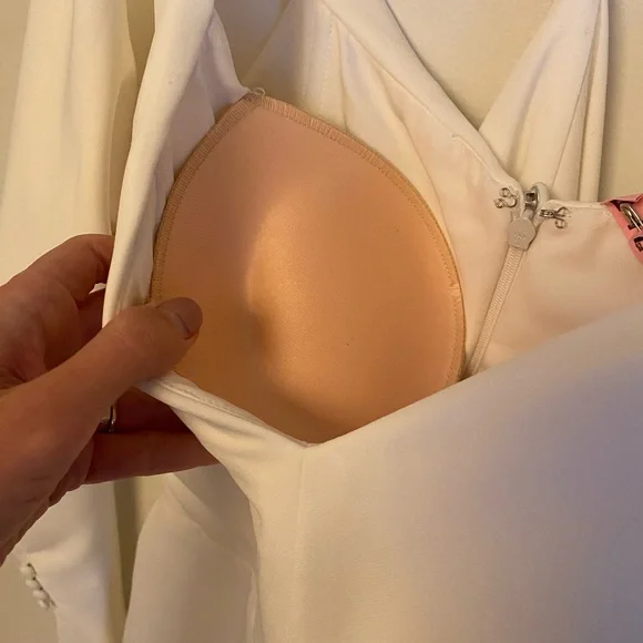 Sarah Seven Natalia Ivory fit & flare off the shoulder wedding dress (cleaned) - Picture 5 of 7